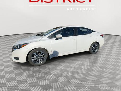 2024 Nissan Versa 1.6 SV