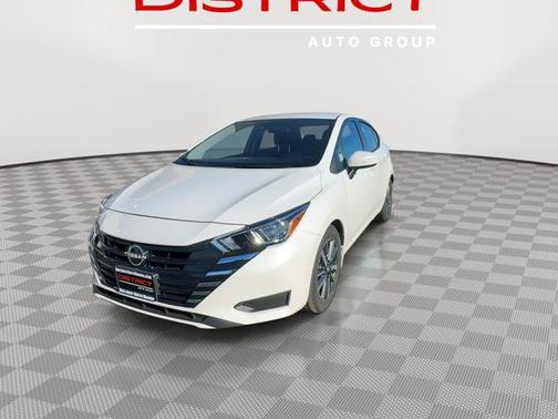 2024 Nissan Versa 1.6 SV