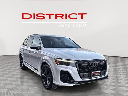 2025 Audi Q7 55 Premium Plus