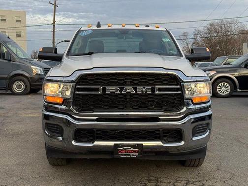 2020 RAM 2500 Tradesman Crew Cab 4X2 6'4' Box