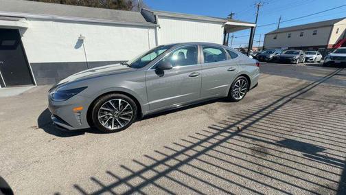 2022 Hyundai SONATA Limited