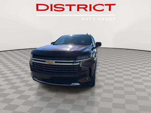 2023 Chevrolet Suburban LT