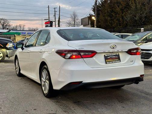 2022 Toyota Camry LE