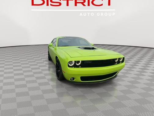 2015 Dodge Challenger R/T Plus