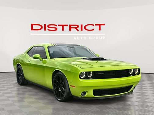 2015 Dodge Challenger R/T Plus