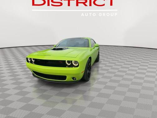 2015 Dodge Challenger R/T Plus