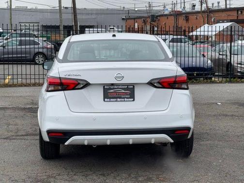 2020 Nissan Versa 1.6 S