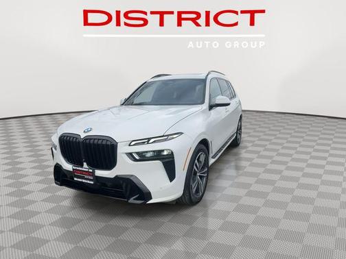 2025 BMW X7 xDrive40i