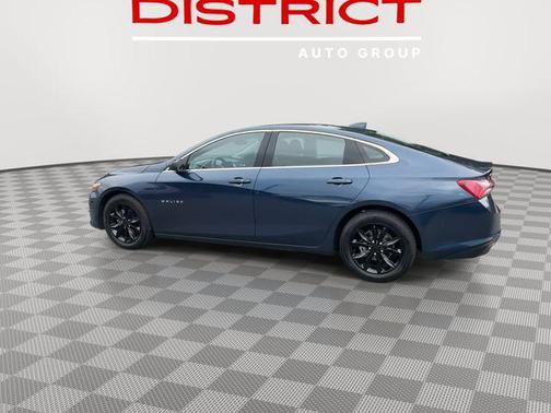 2022 Chevrolet Malibu FWD LT