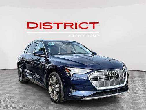 2021 Audi e-tron Premium