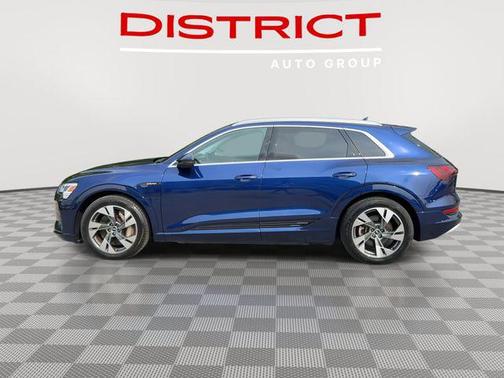 2021 Audi e-tron Premium