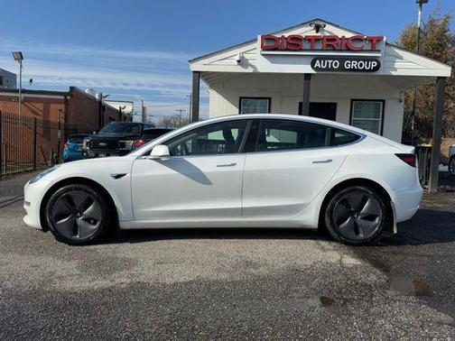 2020 Tesla Model 3 Standard Range Plus
