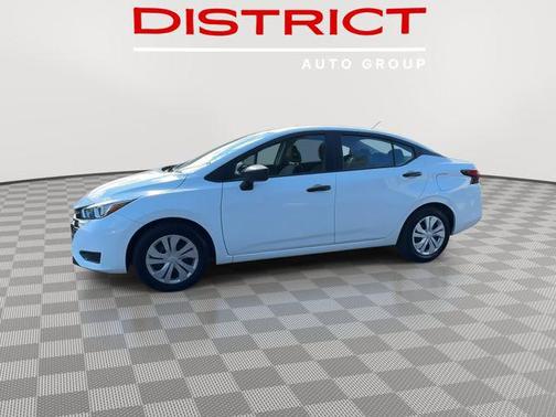 2024 Nissan Versa 1.6 S