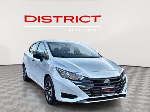 2023 Nissan Versa 1.6 S