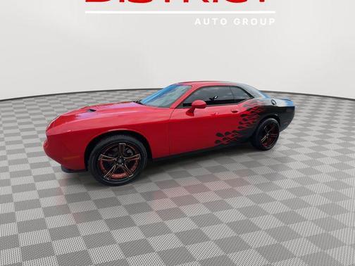 2021 Dodge Challenger SXT