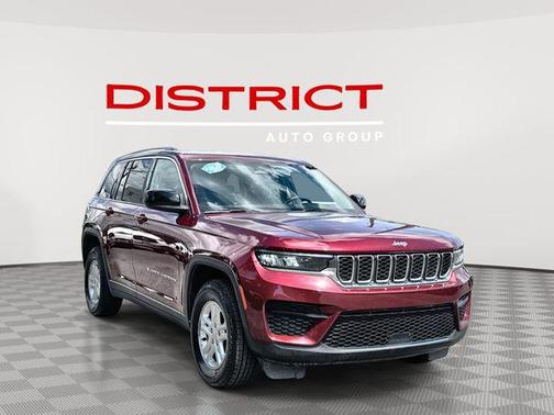 2024 Jeep Grand Cherokee Laredo