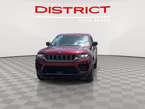 2024 Jeep Grand Cherokee Laredo