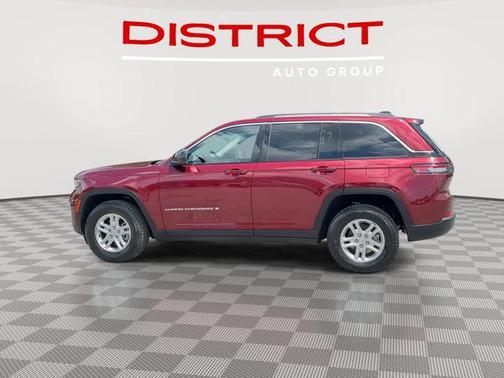 2024 Jeep Grand Cherokee Laredo