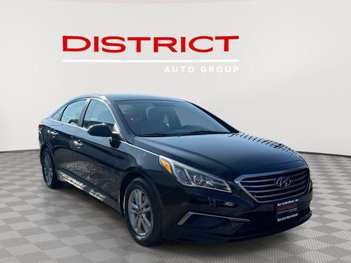 2017 Hyundai SONATA SE