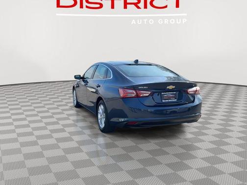 2022 Chevrolet Malibu FWD LT