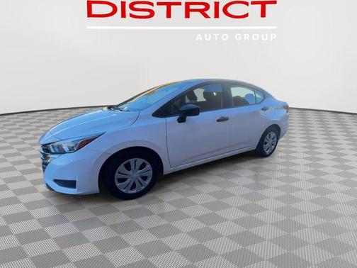 2023 Nissan Versa 1.6 S