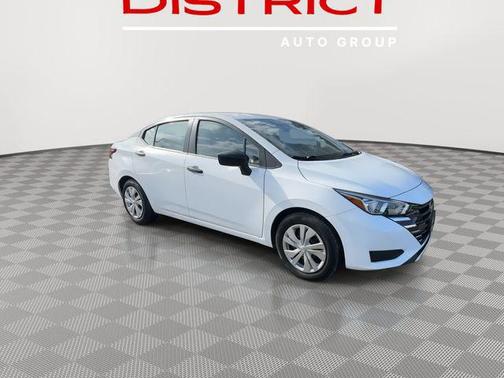 2023 Nissan Versa 1.6 S