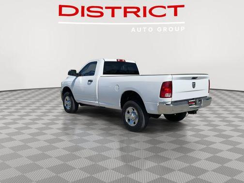 2017 RAM 3500 Tradesman Regular Cab 4x4 8' Box