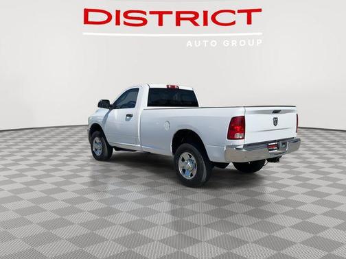 2017 RAM 3500 Tradesman Regular Cab 4x4 8' Box