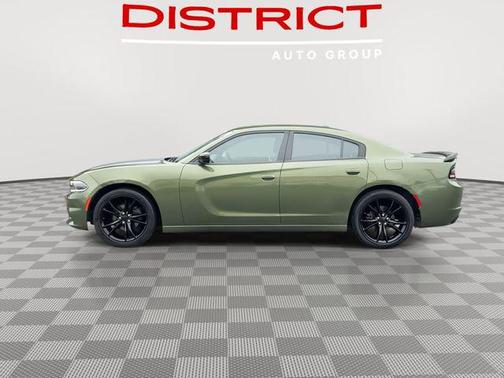 2018 Dodge Charger SXT