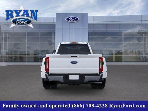Star White Metallic Tri-Coat 2026 Ford F-350 Lariat