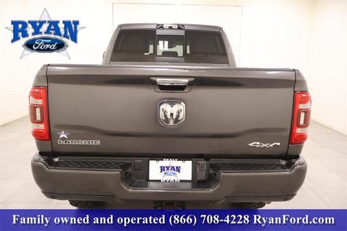 2022 RAM 2500 Laramie Crew Cab 4x4 6'4' Box