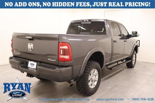 2022 RAM 2500 Laramie Crew Cab 4x4 6'4' Box