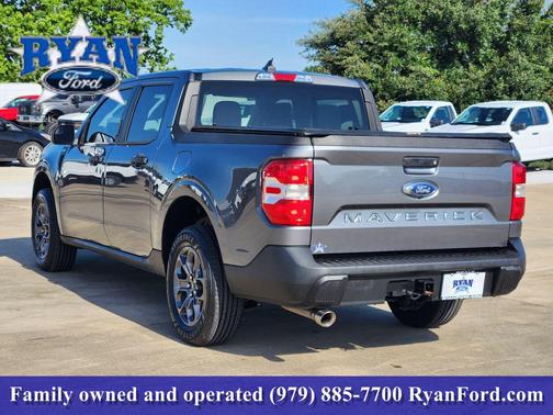 Gray Metallic 2022 Ford Maverick XLT