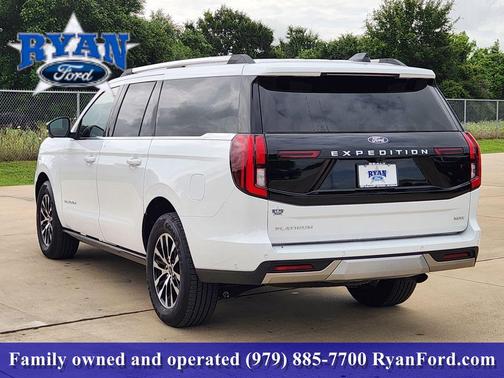 Oxford White 2025 Ford Expedition Max Platinum
