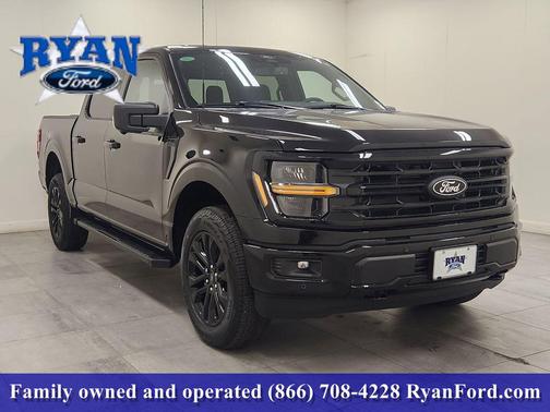 Agate Black Metallic 2026 Ford F-150 XLT