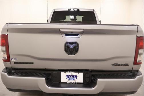 2024 RAM 3500 Big Horn Crew Cab 4x4 8' Box