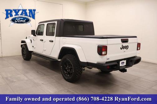 2023 Jeep Gladiator Willys 4x4