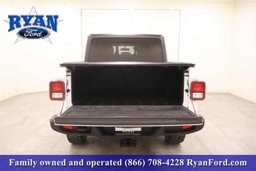 2023 Jeep Gladiator Willys 4x4