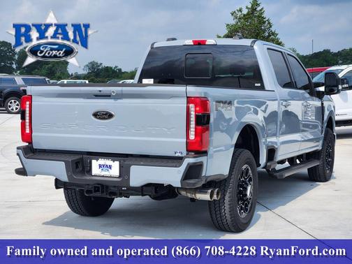 Glacier Gray Metallic Tri-Coat 2026 Ford F-250 Lariat