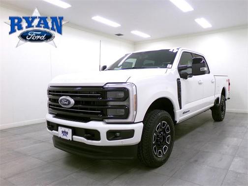 2025 Ford F-250 Platinum