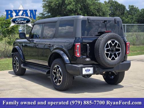 Shadow Black 2026 Ford Bronco Outer Banks