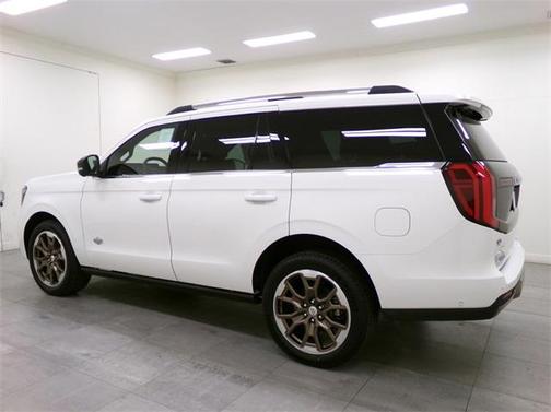2025 Ford Expedition King Ranch