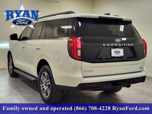 2026 Ford Expedition Active