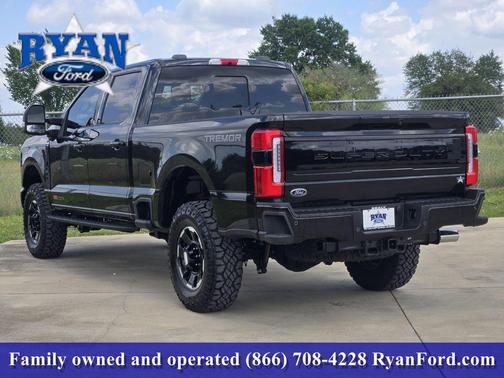 Agate Black Metallic 2026 Ford F-250 Platinum