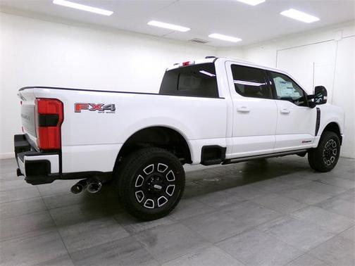 2025 Ford F-250 Platinum