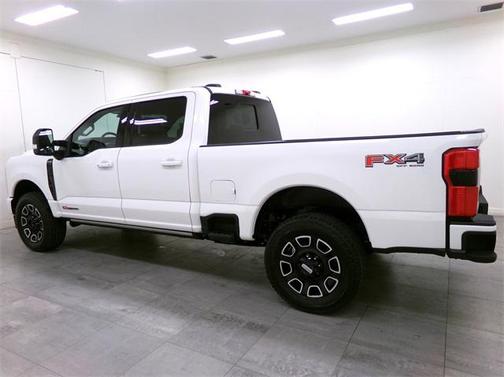 2025 Ford F-250 Platinum