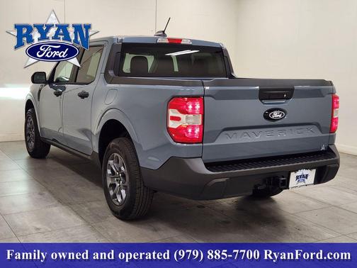 Azure Gray Metallic Tri-Coat 2026 Ford Maverick XLT