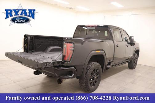 2024 GMC Sierra 2500 AT4