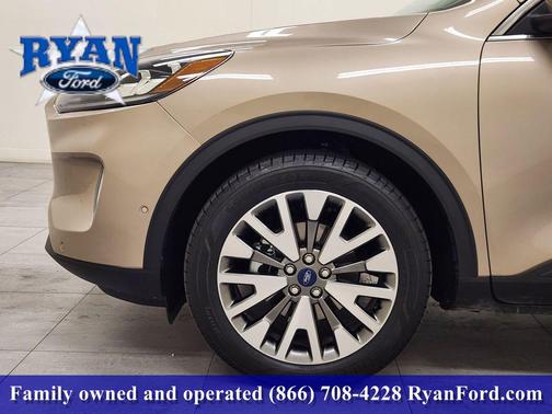 2020 Ford Escape Titanium