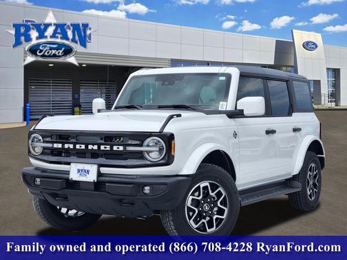 Oxford White 2026 Ford Bronco Outer Banks